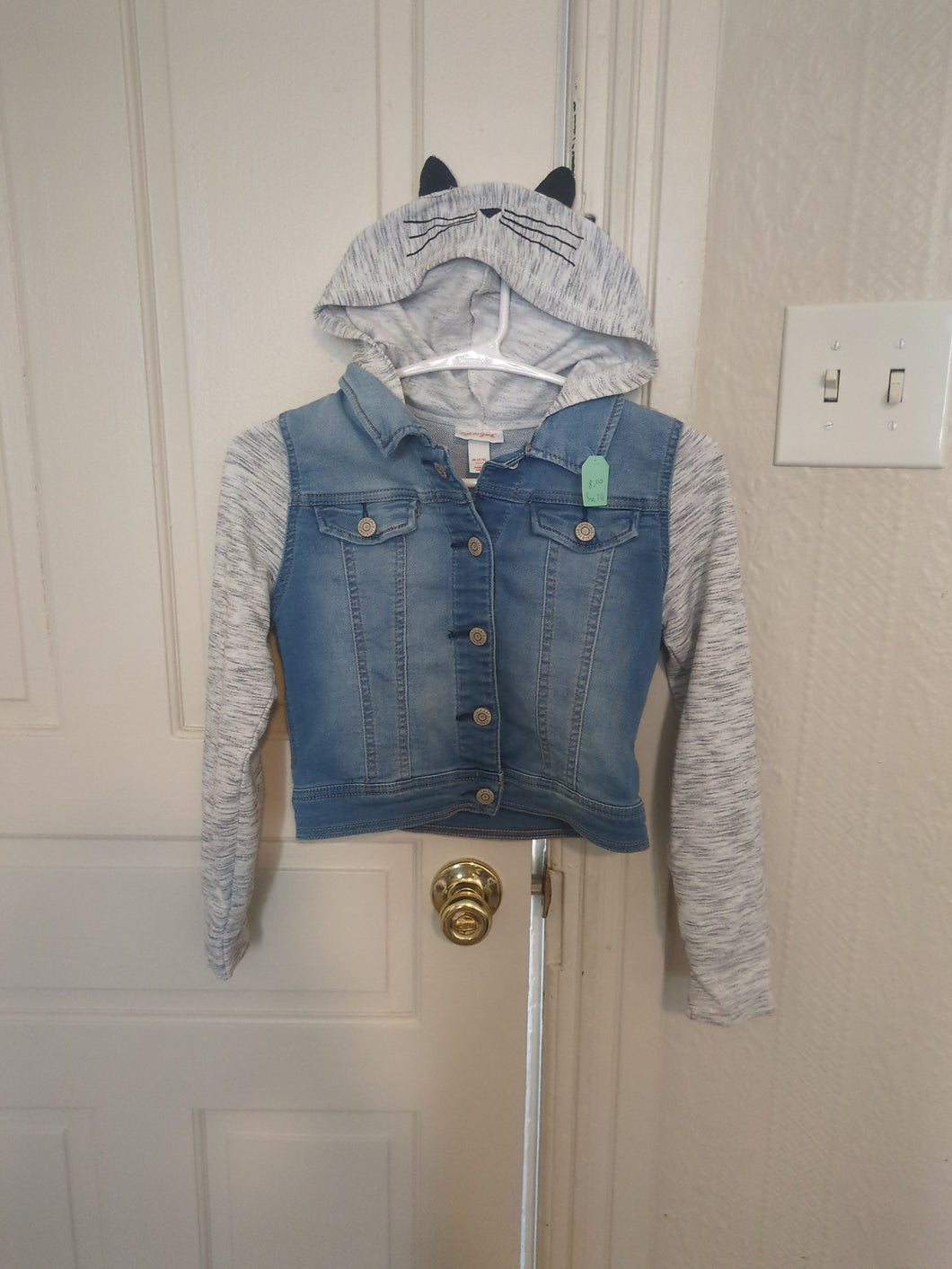 Girls Cat & Jack Denim jacket - size Kids 7